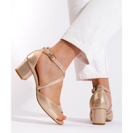 Goodin Women's gold low-heeled sandals golden 1 Goodin Women's gold low-heeled sandals golden 1