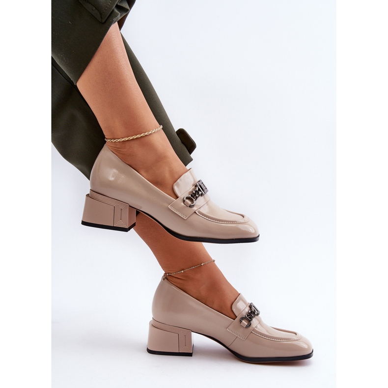 Patent Leather Pumps on a Beige Block S.Barski MR38-960 1