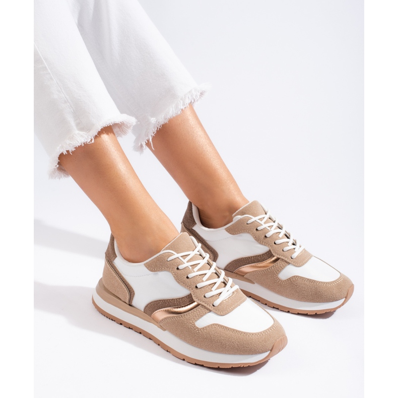 Beige women's sports shoes 1