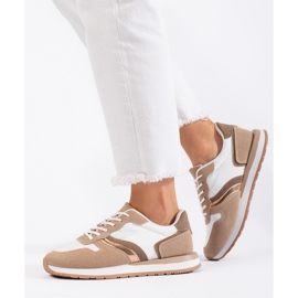 Beige women's sports shoes 2 Beige women's sports shoes 2