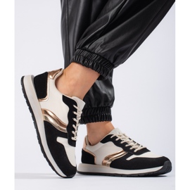 Women's black sports shoes 1 Women's black sports shoes 1