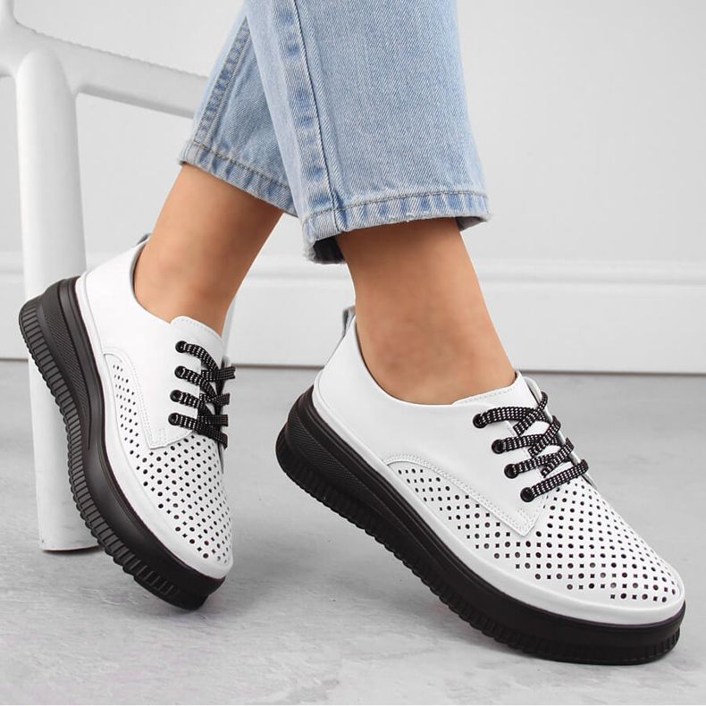 Women's leather openwork shoes on the platform, white Artiker 54C1708 1