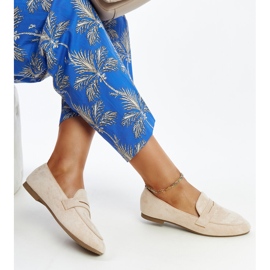 Light beige moccasins made of Hennie eco-suede 1