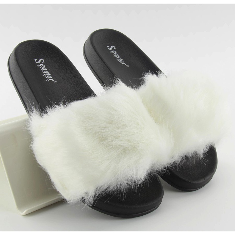 Slippers with fur dd69p white 1