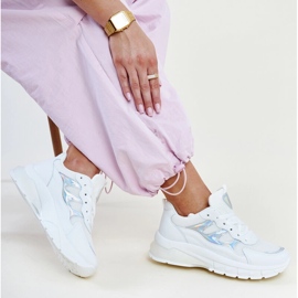 White sneakers with a thick sole Matea 1