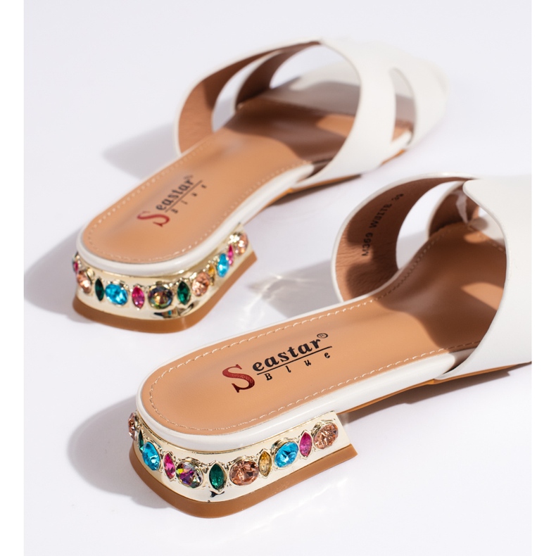 Women's white flat flip-flops 2