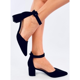 Dacrem Black low-heeled pumps 2
