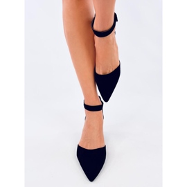 Dacrem Black low-heeled pumps 1