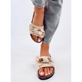 Loups Beige cork slippers with a teddy bear 1