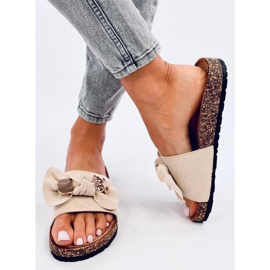Loups Beige cork slippers with a teddy bear 2