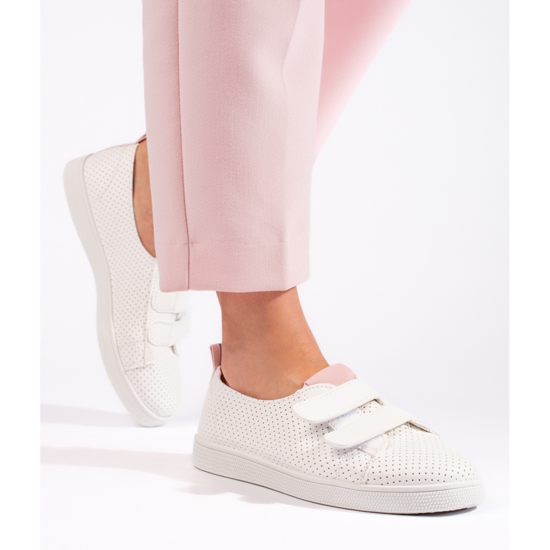 Women's white sneakers with Velcro 1