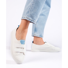 Women's white sneakers with Velcro 1