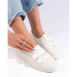 Women's white sneakers with Velcro 1