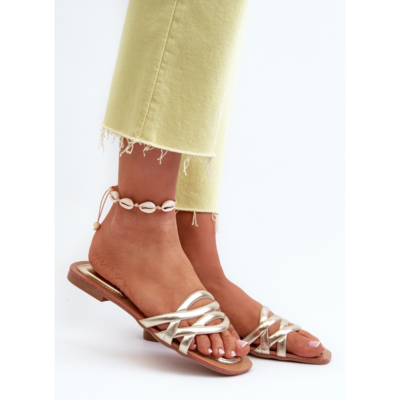 Women's Eco Leather Flip-Flops with a Flat Heel, Gold Moldela golden 2