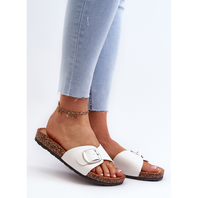 Women's Flip-Flops on a Cork Platform with a Buckle, White Moaxi 2