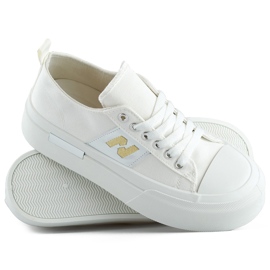 White fashionable women's sneakers with a thick platform sole 1