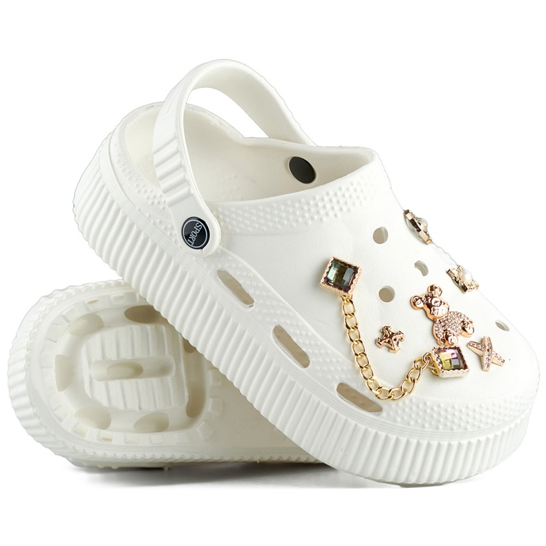 White flip-flops with a thick sole and decorations 1