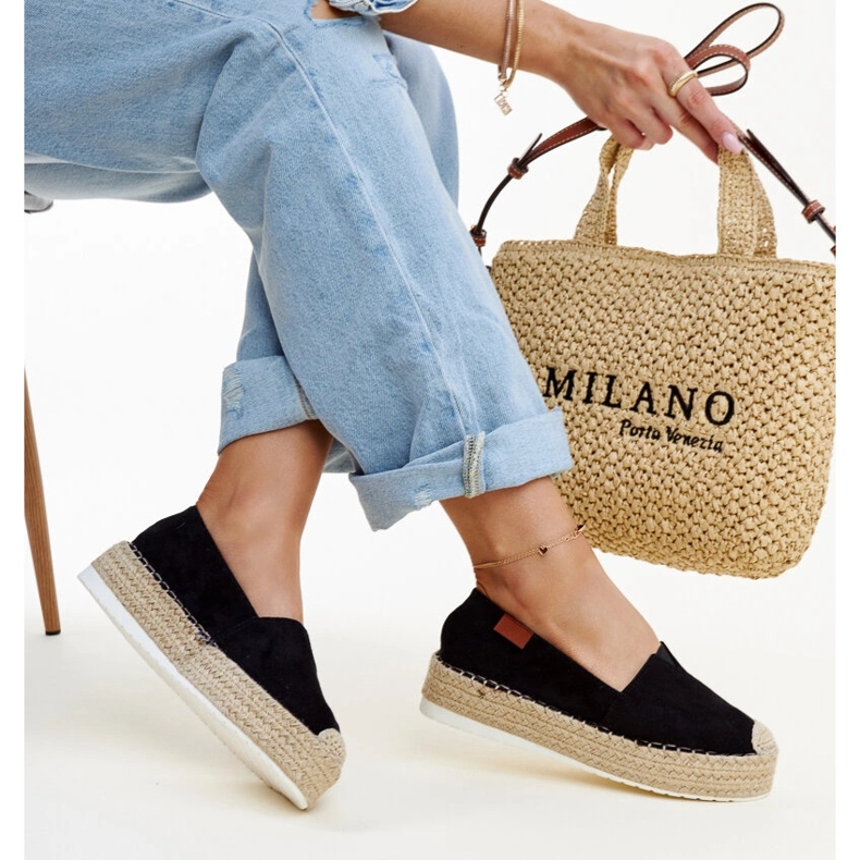 Black espadrilles with a high Masia platform 1