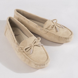 Comfortable women's beige suede moccasins 1