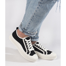 Black women's platform sneakers 2