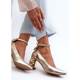 Leather Pumps With a Bow Maciejka 05059-25 Gold golden 1