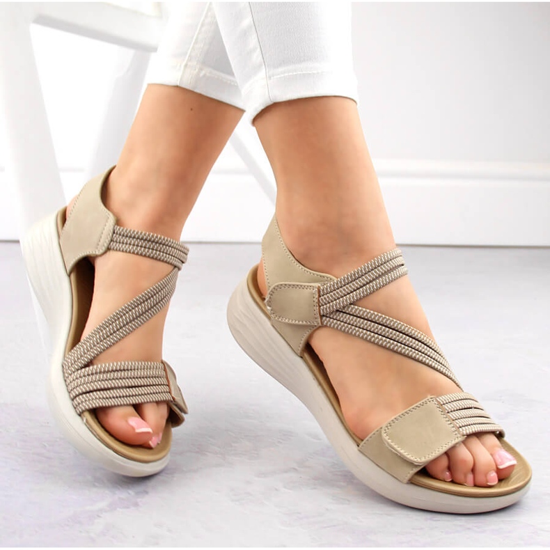 Women's comfortable sandals with Velcro and elastic bands, beige eVento 7056 1