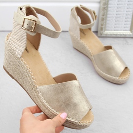 Women's sandals espadrilles on gold wedges eVento golden 2 Women's sandals espadrilles on gold wedges eVento golden 2