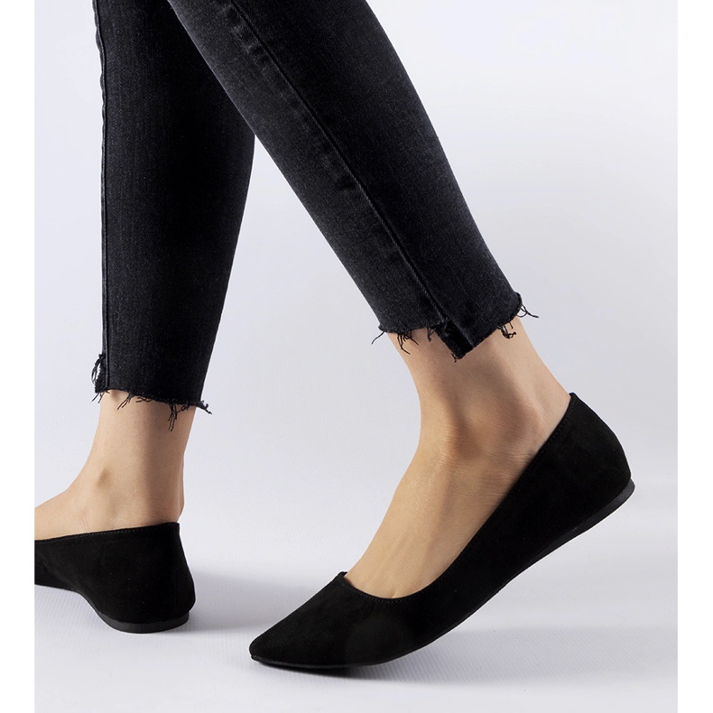 Black ballet flats with a pointed toe Riv 2