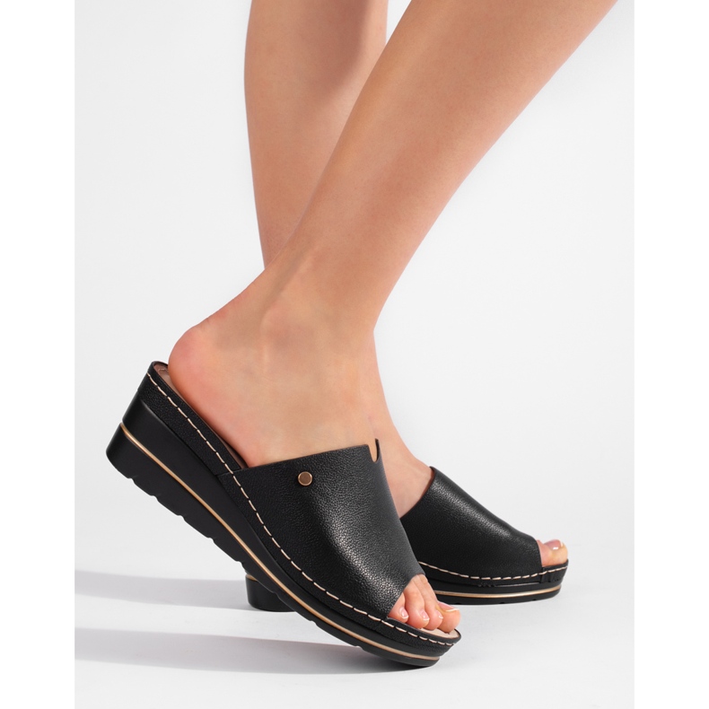 Black comfortable women's wedge sandals 1