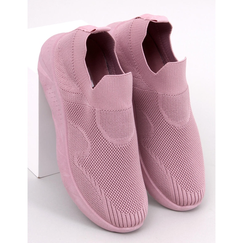 Goff Pink sock sports shoes 1