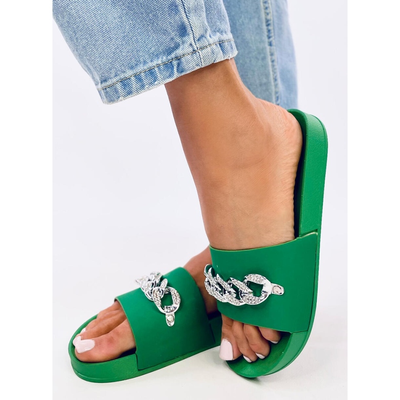 Tilia Green slippers with chain 2