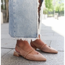 Beige ballet flats with a leather insert from Morcosa 1