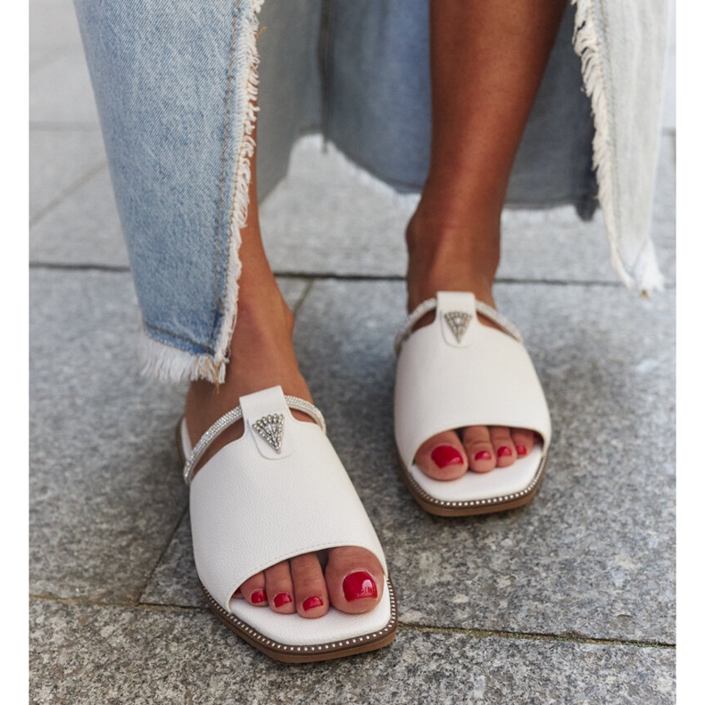 Flip-flops with Antari leather insert white 2