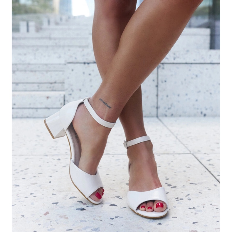 High heel sandals with a Sirin leather insole beige 1