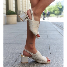 Block sandals with a leather insert Nuna beige 1