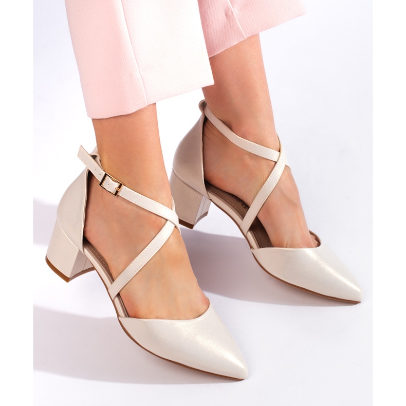 White women's pumps by Sergio Leone 1
