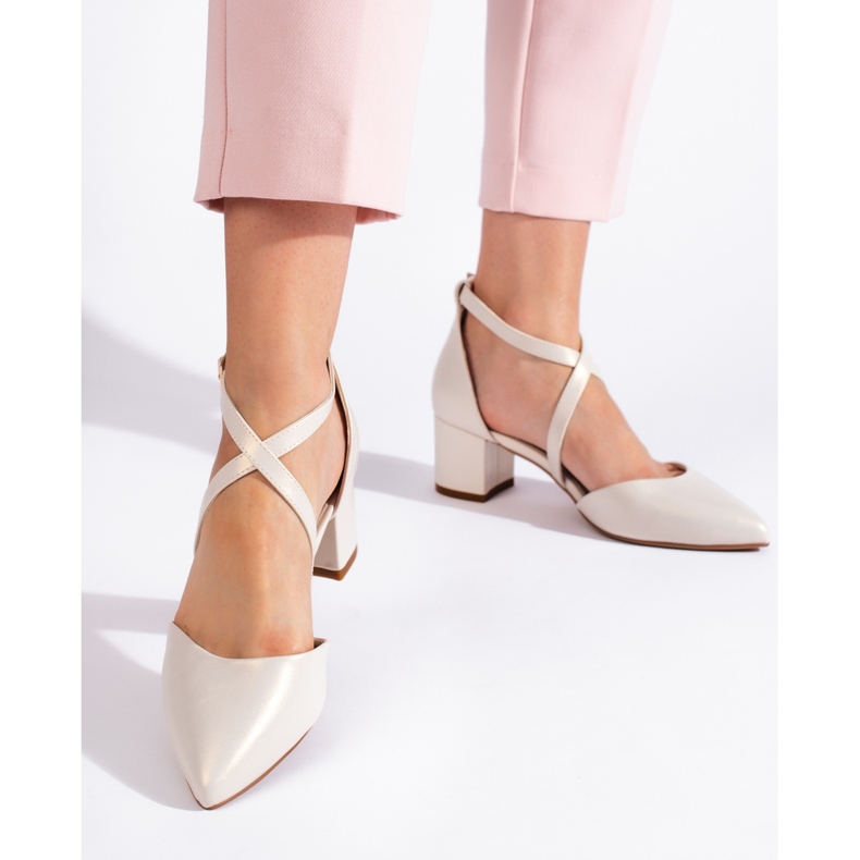 White women's pumps by Sergio Leone 2