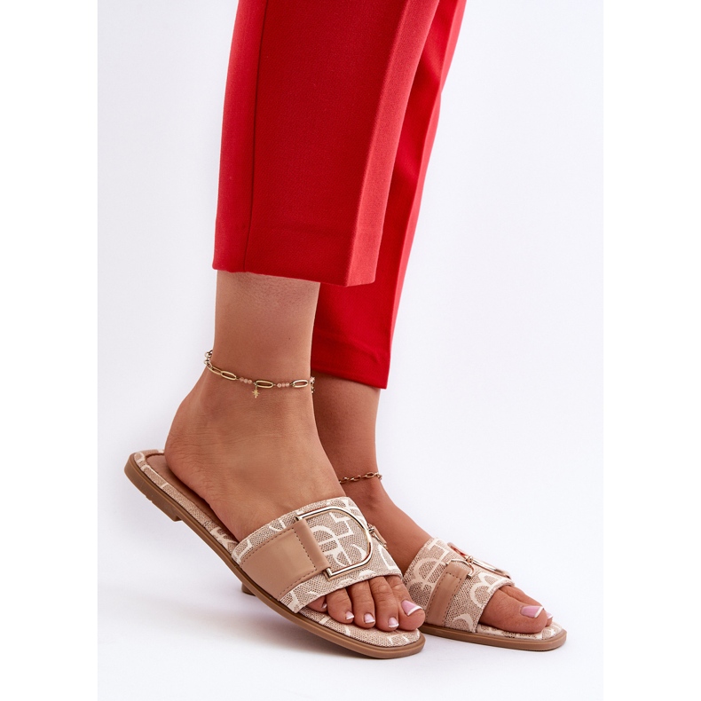 Shiny Women's Flip-Flops With Beige Toe Decoration 2