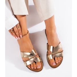 Elegant women's gold flip-flops golden 1