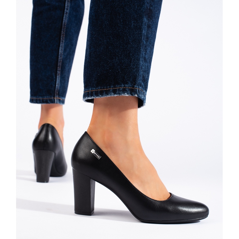 Black women's high-heeled pumps by Sergio Leone 2