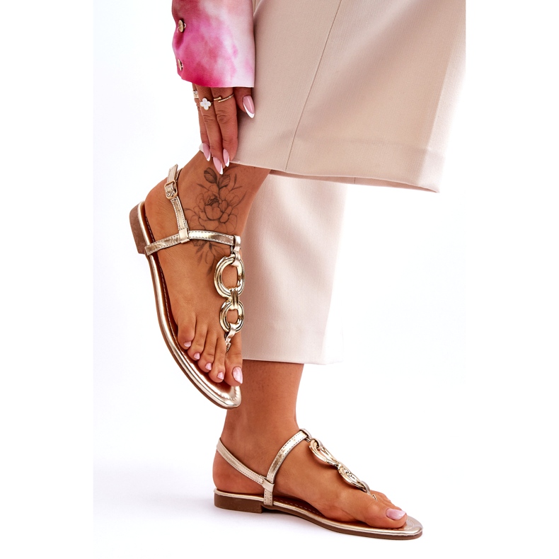 Flat -heeled Japanese sandals golden golden 3