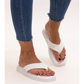 White Shishal flat flip-flops 1