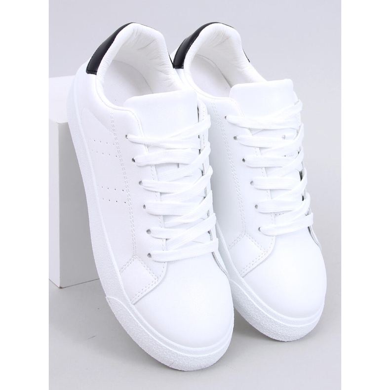 Minar Black women's sneakers white 1
