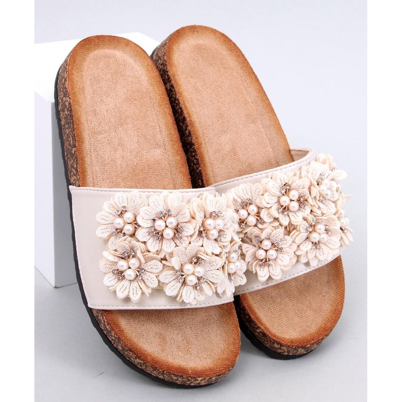 Emiles Beige cork slippers with flowers 1