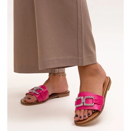 Dark pink flip-flops with a decorative buckle by Rochaela 1 Dark pink flip-flops with a decorative buckle by Rochaela 1