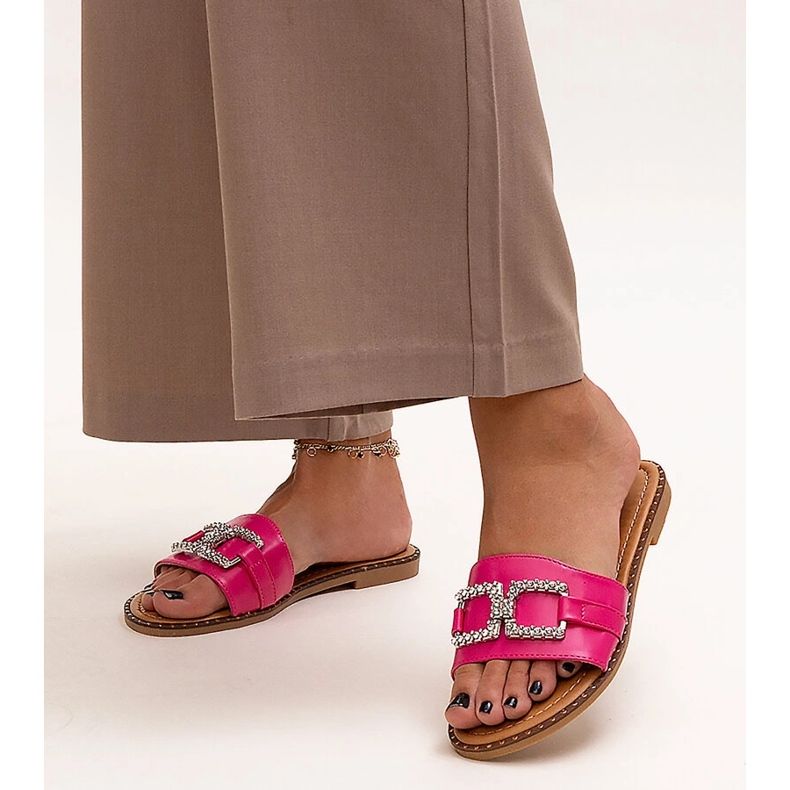 Dark pink flip-flops with a decorative buckle by Rochaela 1 Dark pink flip-flops with a decorative buckle by Rochaela 1