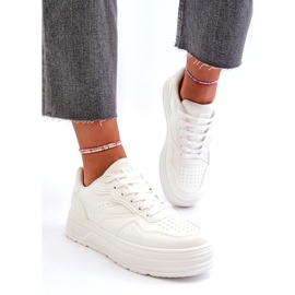 News Women's sports sneakers on the platform white 2