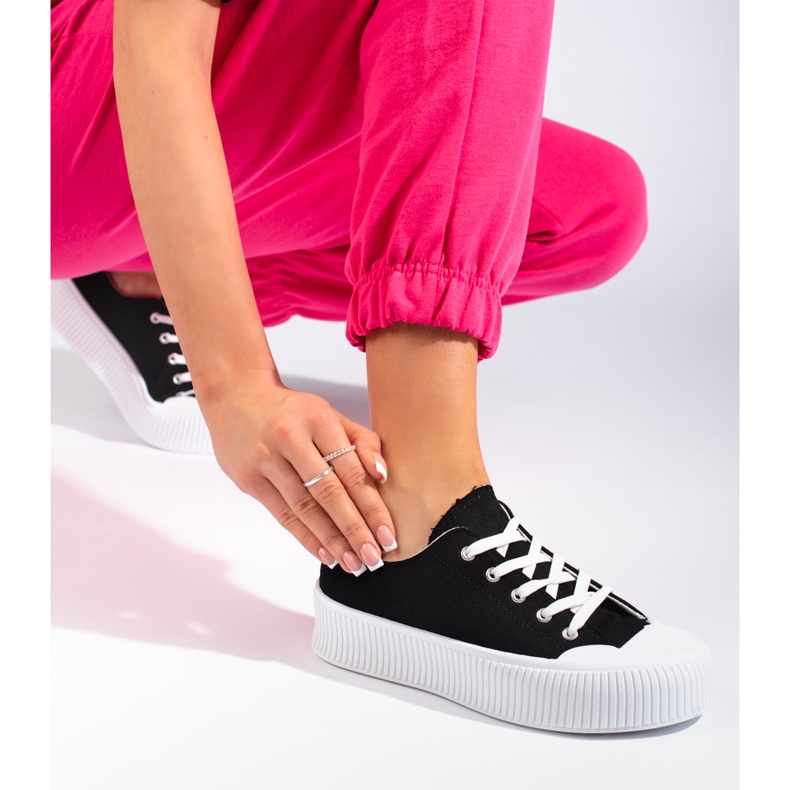 Women's black platform sneakers 1