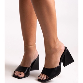 Black Mirella high-heeled flip-flops 1