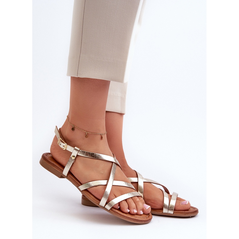 Flat Leather Women's Sandals Maciejka 06635-25 Gold golden 2